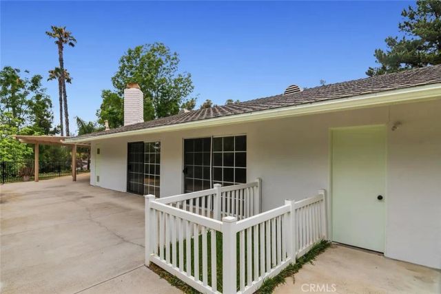 975 Valley Vista Drive, Camarillo, CA 93010