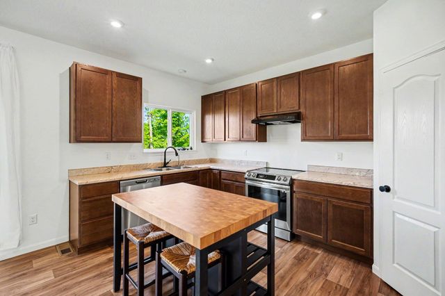 12129 Ambruzzi Drive, Walton, KY 41094