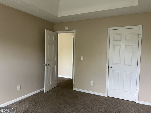 6157 Redtop Loop, Fairburn, GA 30213