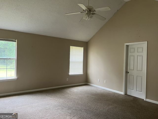 6157 Redtop Loop, Fairburn, GA 30213