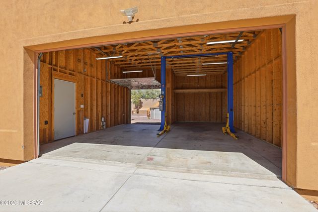 9331 S San Esteban Drive, Vail, AZ 85641