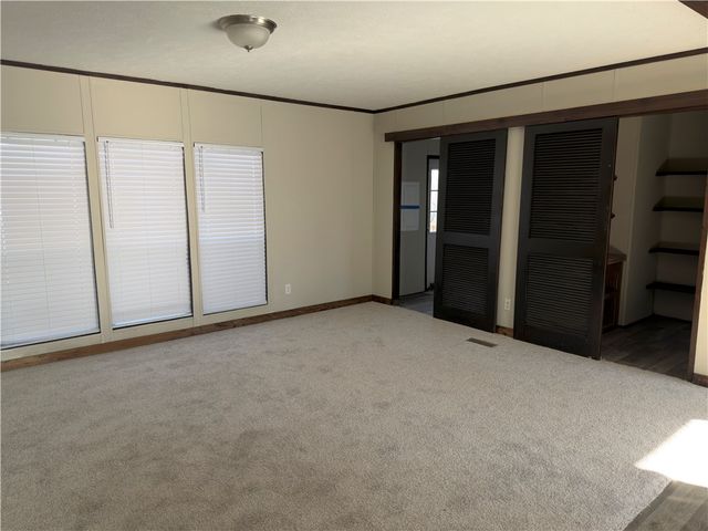 600 County Road 2200, Eureka Springs, AR 72631