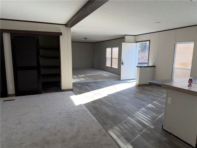 600 County Road 2200, Eureka Springs, AR 72631