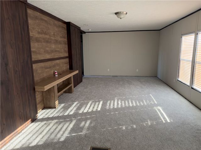 600 County Road 2200, Eureka Springs, AR 72631