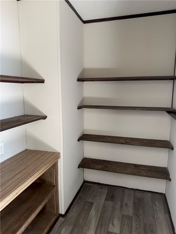 600 County Road 2200, Eureka Springs, AR 72631