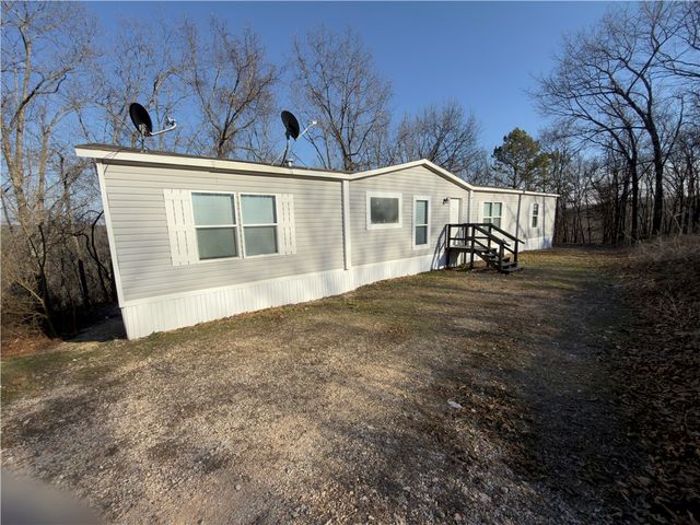 600 County Road 2200, Eureka Springs, AR 72631