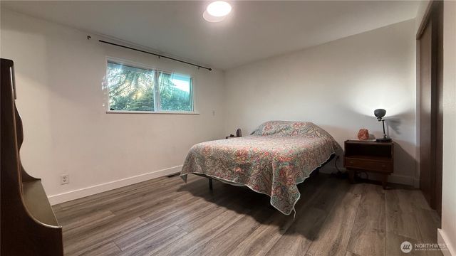 22045 Peter Grubb Road SE, Renton, WA 98058
