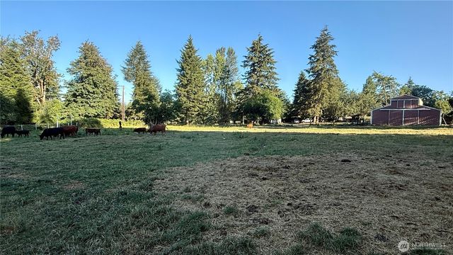 22045 Peter Grubb Road SE, Renton, WA 98058