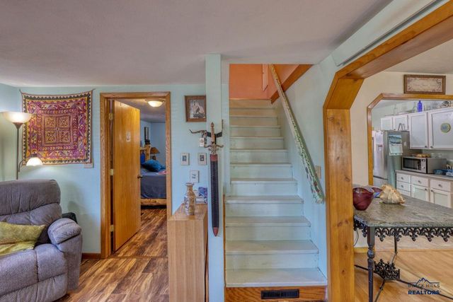 2326 WILSON AVE, Hot Springs, SD 57747