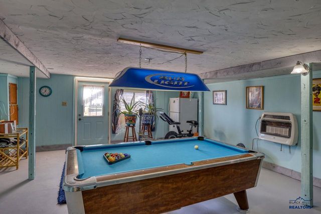 2326 WILSON AVE, Hot Springs, SD 57747