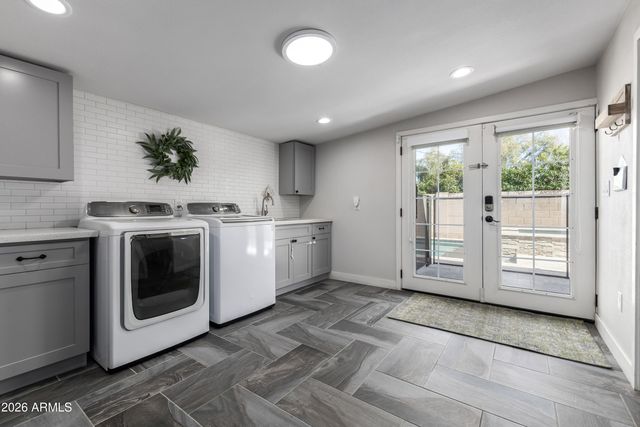 12101 N 36 Street, Phoenix, AZ 85028