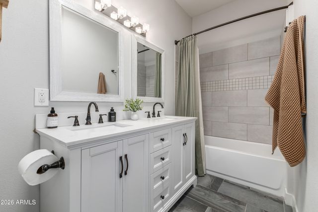 12101 N 36 Street, Phoenix, AZ 85028