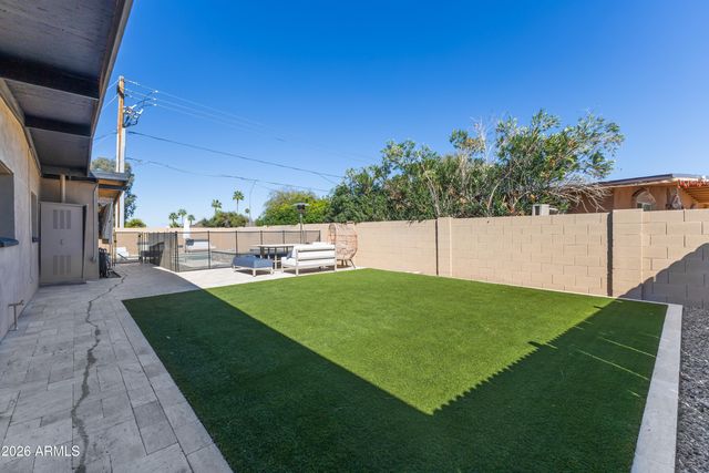 12101 N 36 Street, Phoenix, AZ 85028