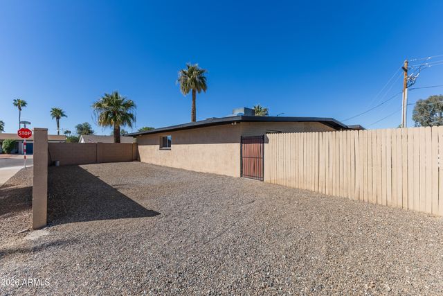 12101 N 36 Street, Phoenix, AZ 85028