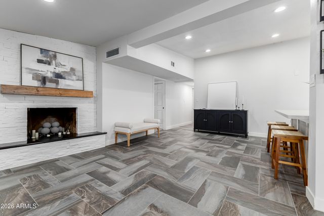 12101 N 36 Street, Phoenix, AZ 85028