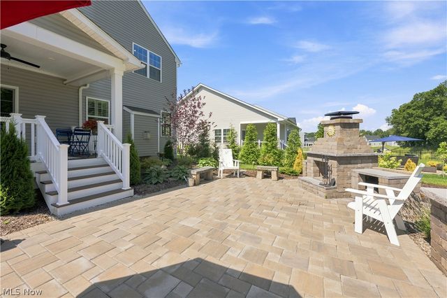 2147 Sugarmaple Drive, Kent, OH 44240