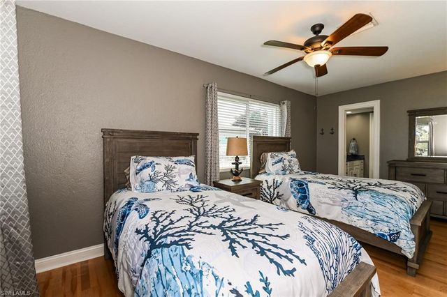 283 Forest Hills BLVD, Naples, FL 34113