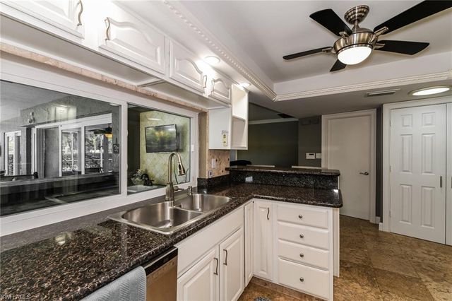 283 Forest Hills BLVD, Naples, FL 34113