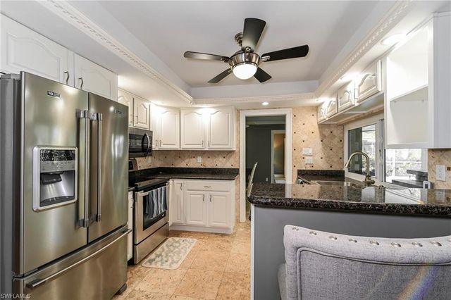 283 Forest Hills BLVD, Naples, FL 34113