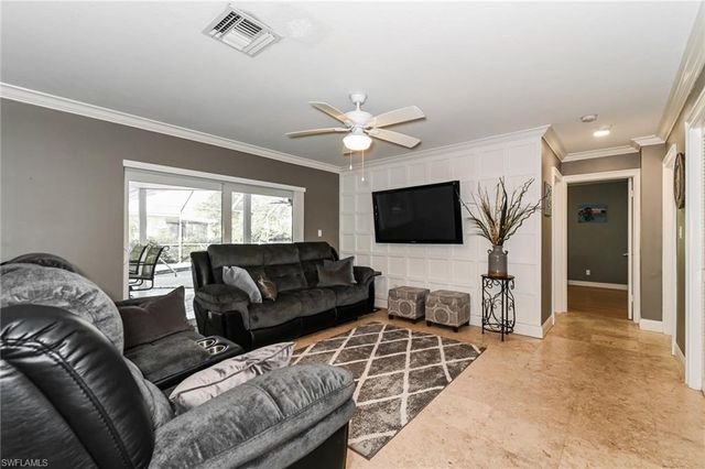 283 Forest Hills BLVD, Naples, FL 34113