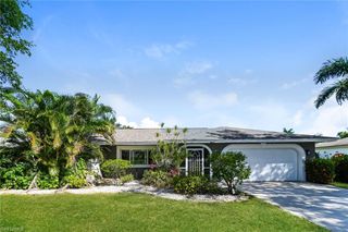 283 Forest Hills BLVD, Naples, FL 34113