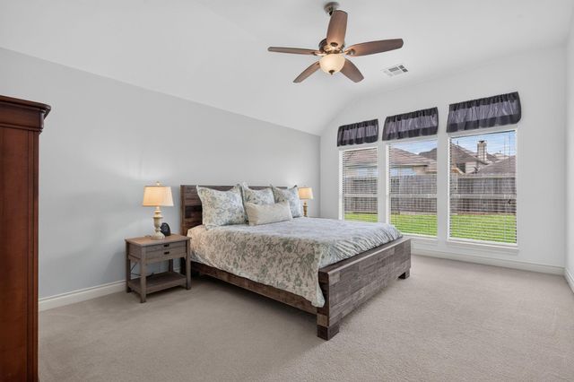 31806 Oak Thicket Court, Conroe, TX 77385