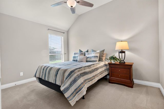 31806 Oak Thicket Court, Conroe, TX 77385
