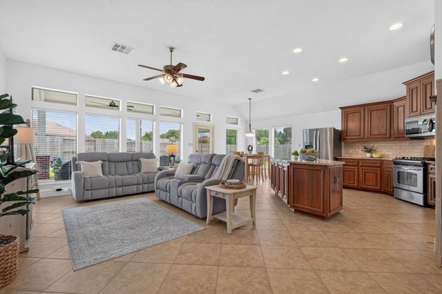 31806 Oak Thicket Court, Conroe, TX 77385