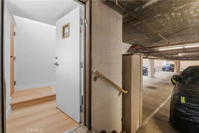 13440 Moorpark Street 101, Sherman Oaks, CA 91423