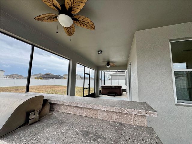 2005 VIA NAPOLI STREET, Plant City, FL 33566