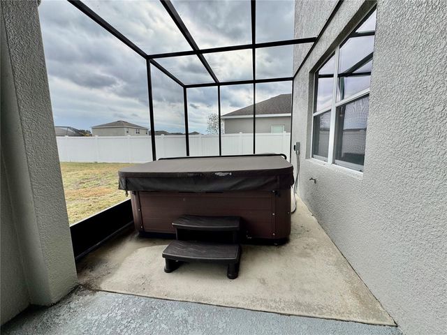 2005 VIA NAPOLI STREET, Plant City, FL 33566