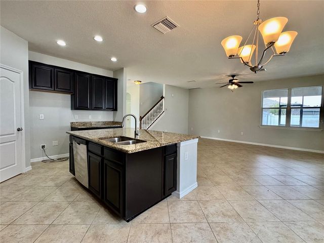 2005 VIA NAPOLI STREET, Plant City, FL 33566