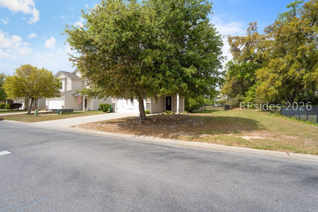 40 Saluda Way, Beaufort, SC 29906