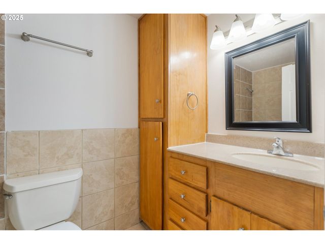 3644 Se HARLOW Ct, Troutdale, OR 97060
