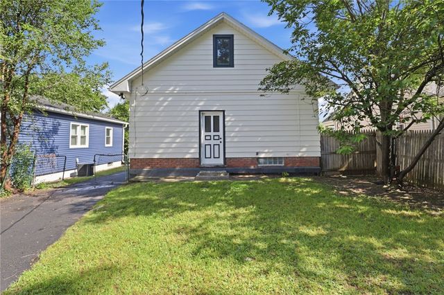 25 Pomona Drive, Greece, NY 14616