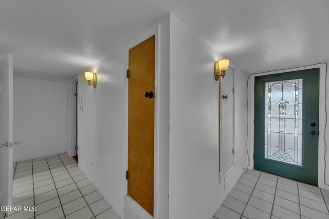 124 ENNIS Street, Clint, TX 79928