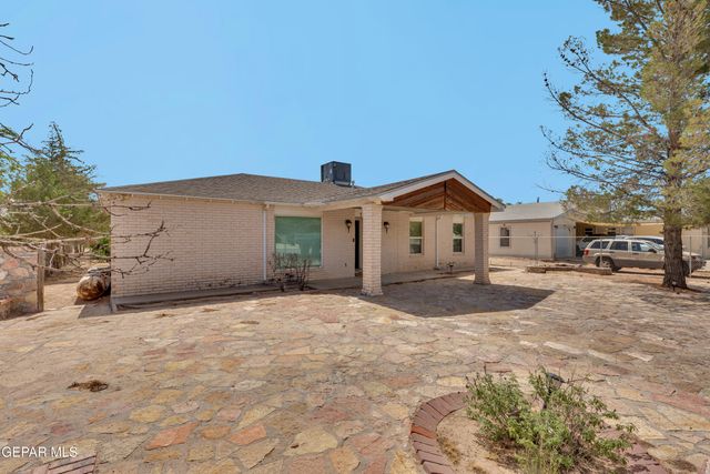 124 ENNIS Street, Clint, TX 79928