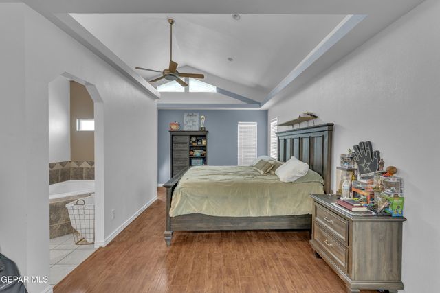 124 ENNIS Street, Clint, TX 79928