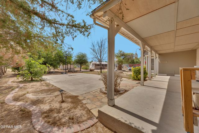 124 ENNIS Street, Clint, TX 79928