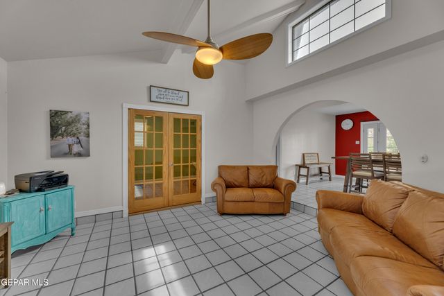 124 ENNIS Street, Clint, TX 79928