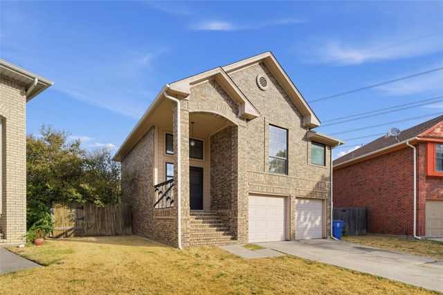 1335 Jasmine Drive, Lewisville, TX 75077