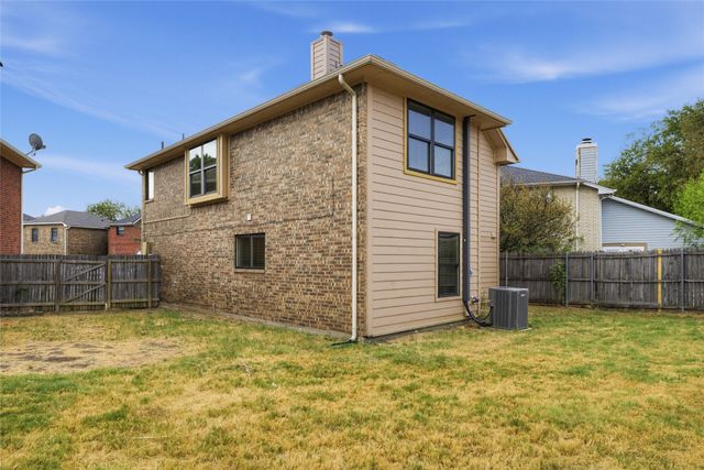 1335 Jasmine Drive, Lewisville, TX 75077