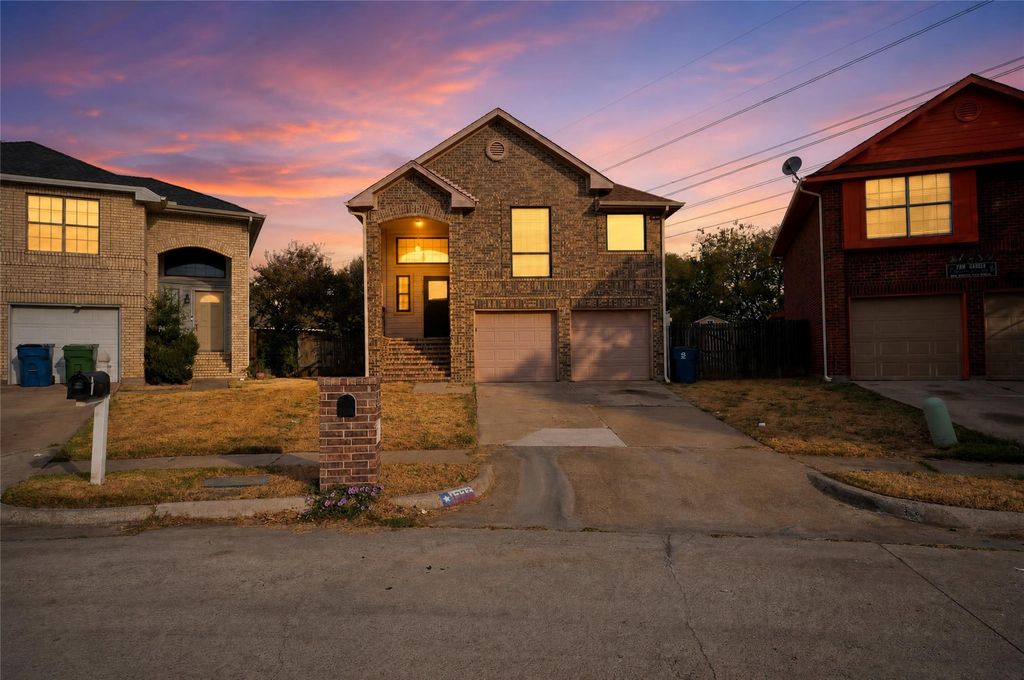 1335 Jasmine Drive, Lewisville, TX 75077