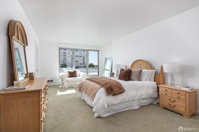 219 Brannan Street 5G, San Francisco, CA 94107