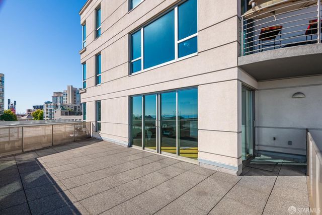 219 Brannan Street 5G, San Francisco, CA 94107