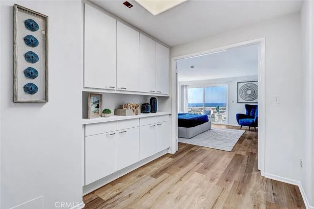 867 Aubrey Court 2, Hermosa Beach, CA 90254