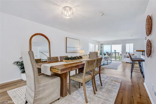 867 Aubrey Court 2, Hermosa Beach, CA 90254
