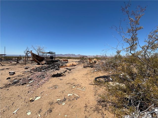 010C Adobe Road, Golden Valley, AZ 86413