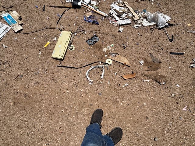 010C Adobe Road, Golden Valley, AZ 86413