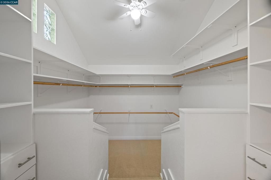 Image 18 of property listing at 47 El Gavilan Rd, Orinda, CA 94563